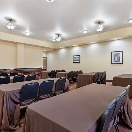 Best Western Plus Goliad Inn & Suites Esterno foto