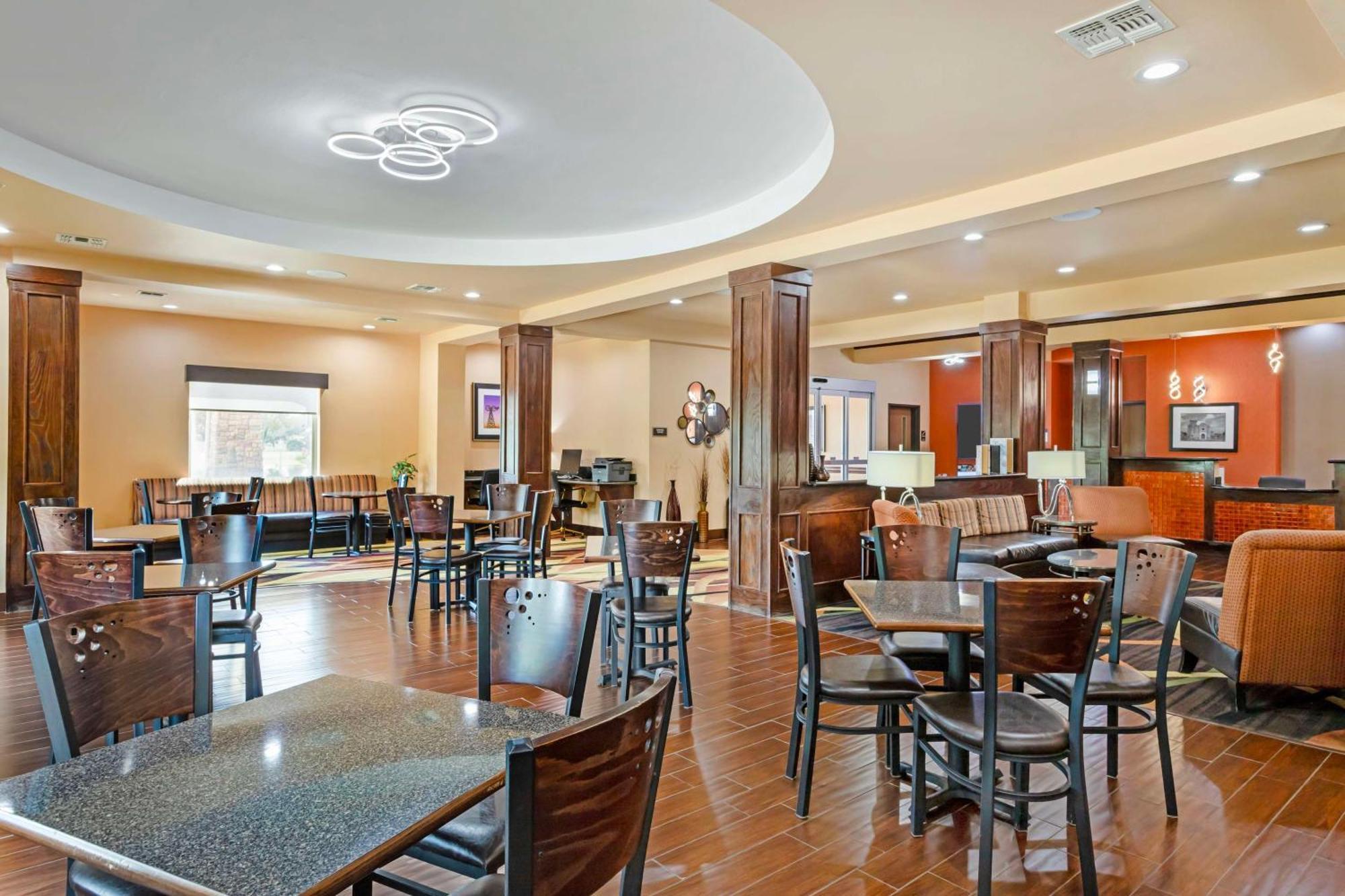Best Western Plus Goliad Inn & Suites Esterno foto