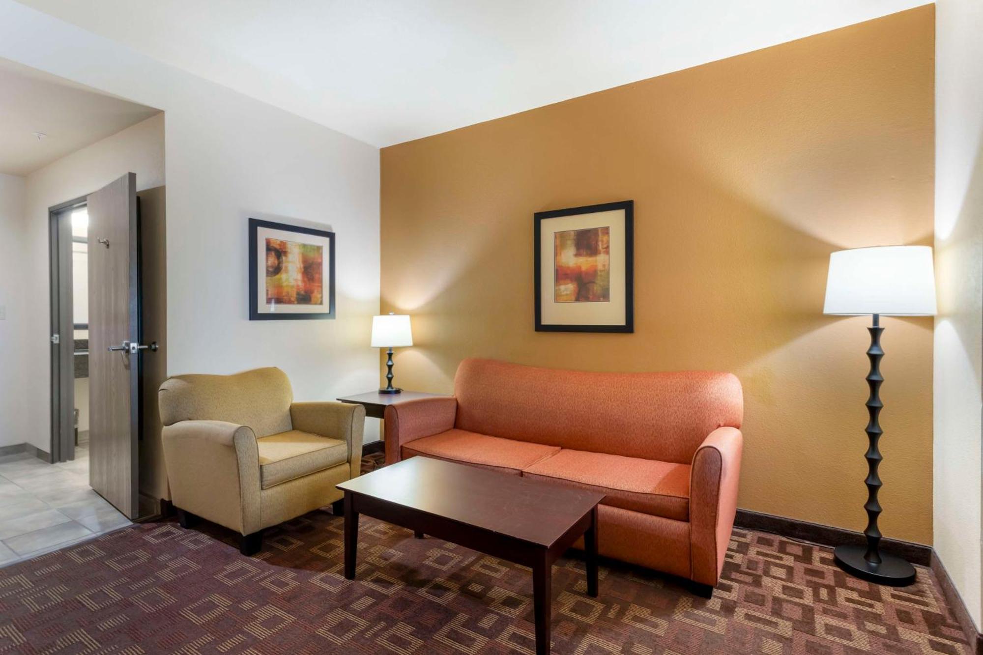 Best Western Plus Goliad Inn & Suites Esterno foto