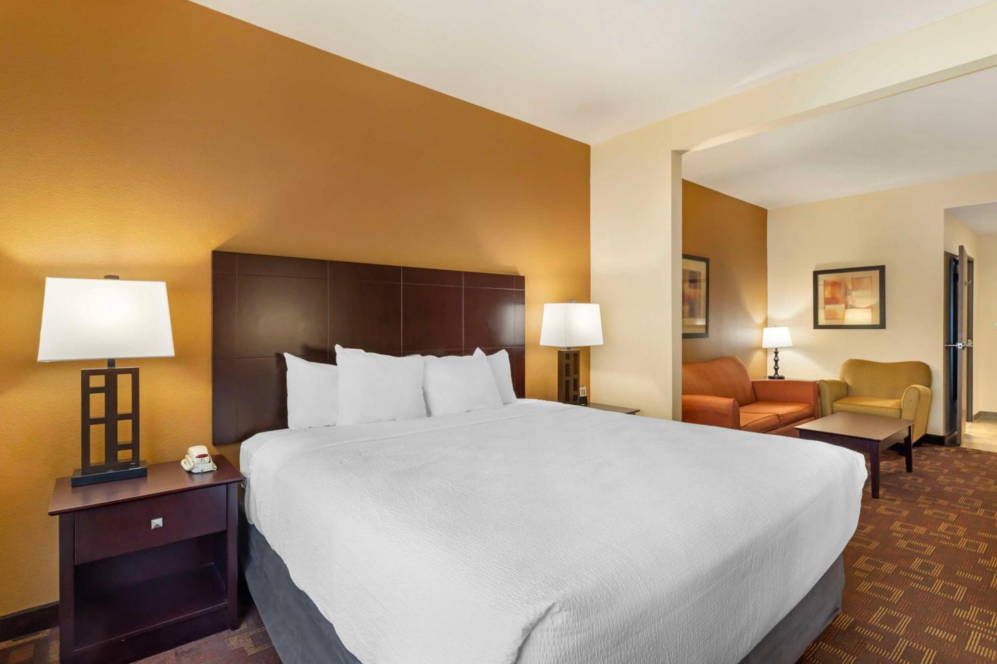 Best Western Plus Goliad Inn & Suites Esterno foto